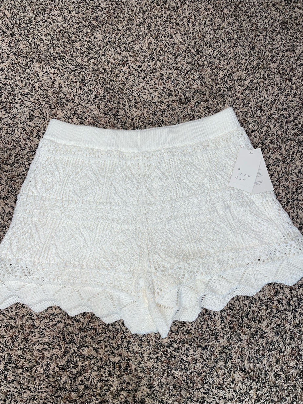 A New Day Crochet Knit Bohemian Cream High Rise Shorts Size L | NWT